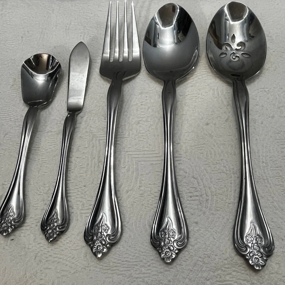 Oneida boutonnière 5 pc. Serving Set Elegant Stainless Steel Flatware